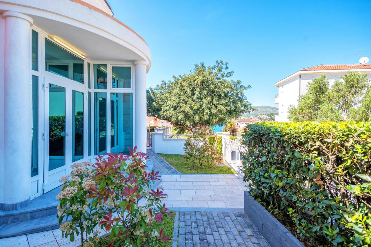 Villa Mihaela Trogir Eksteriør bilde
