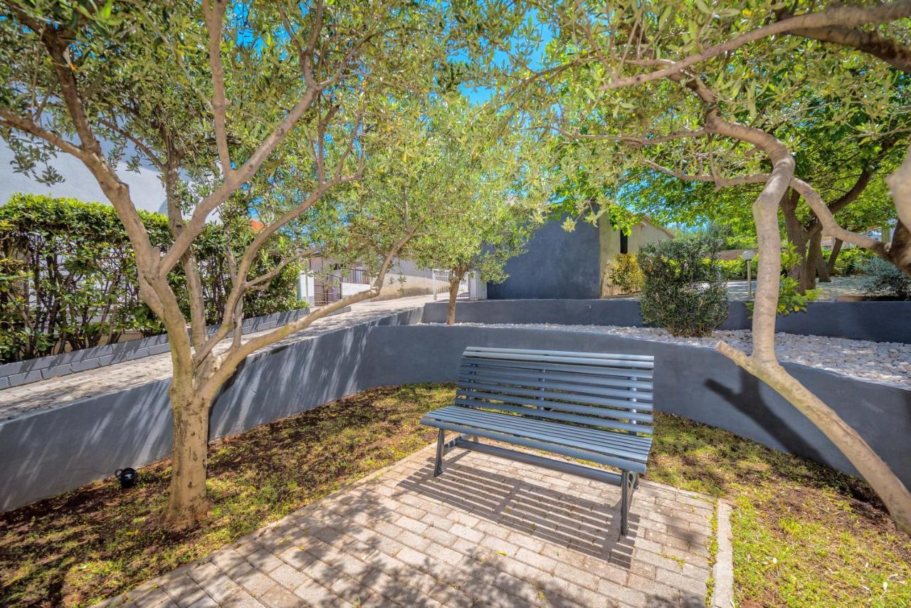 Villa Mihaela Trogir Eksteriør bilde