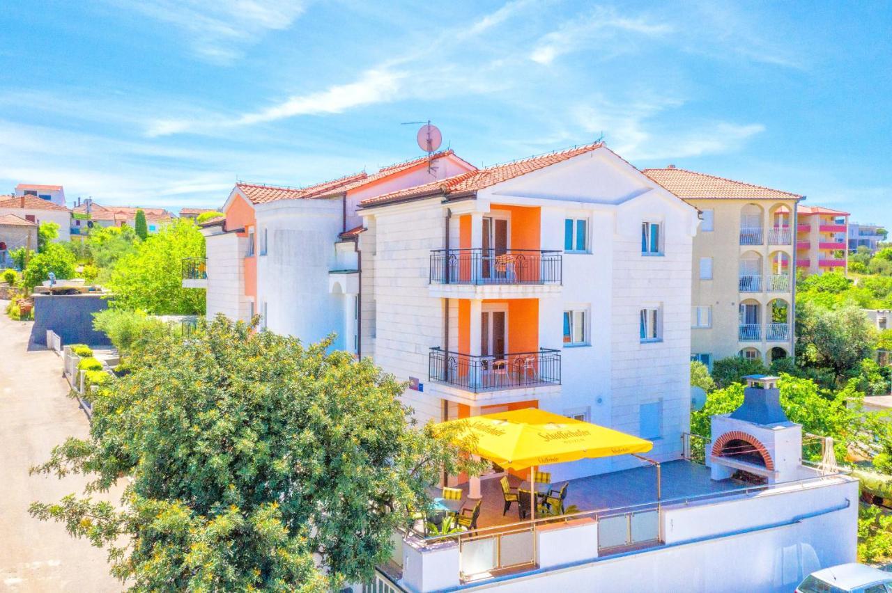 Villa Mihaela Trogir Eksteriør bilde
