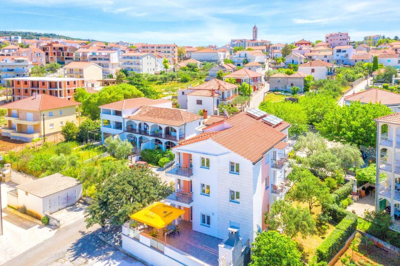 Villa Mihaela Trogir Eksteriør bilde