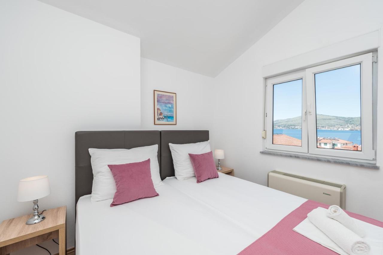 Villa Mihaela Trogir Eksteriør bilde