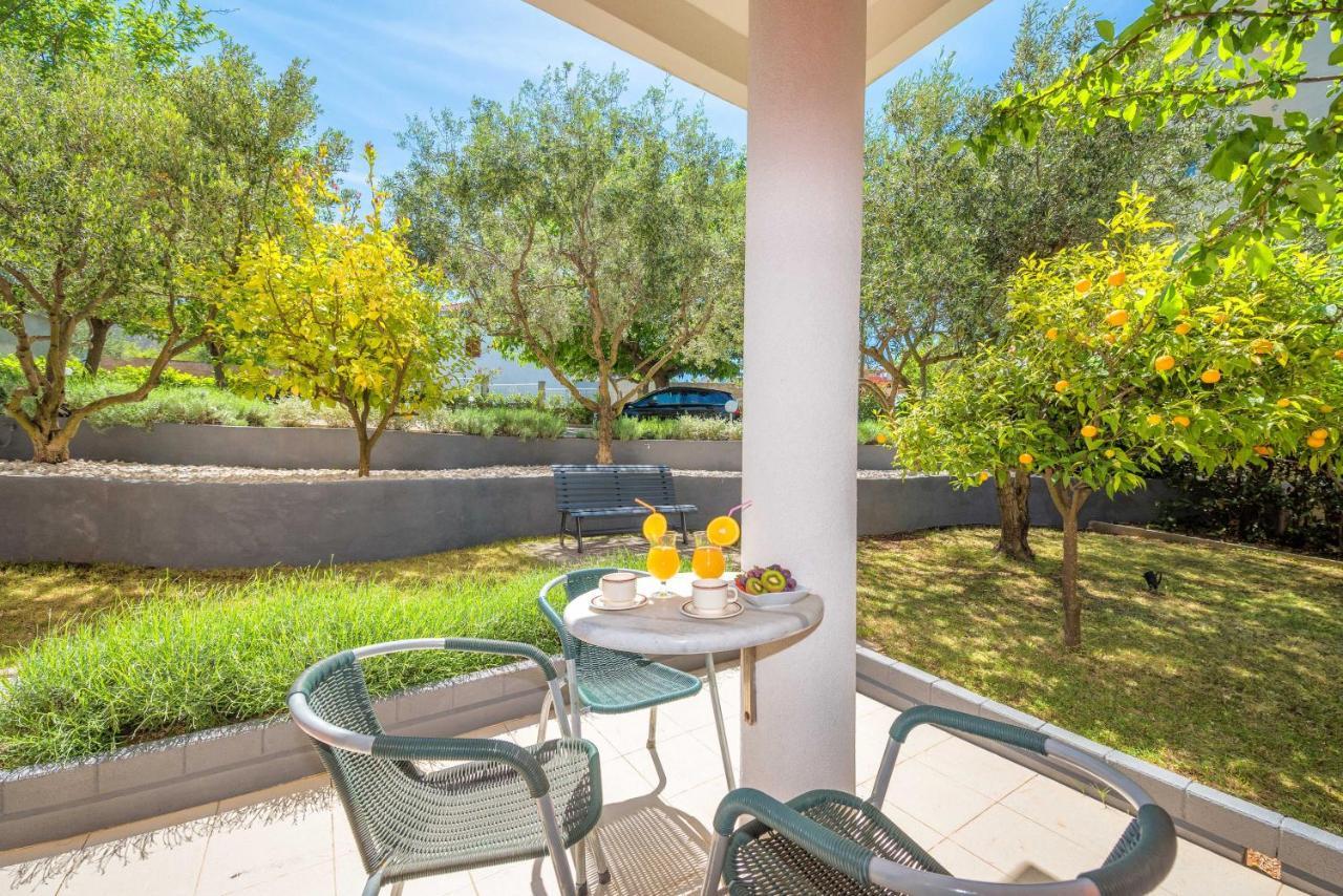 Villa Mihaela Trogir Eksteriør bilde