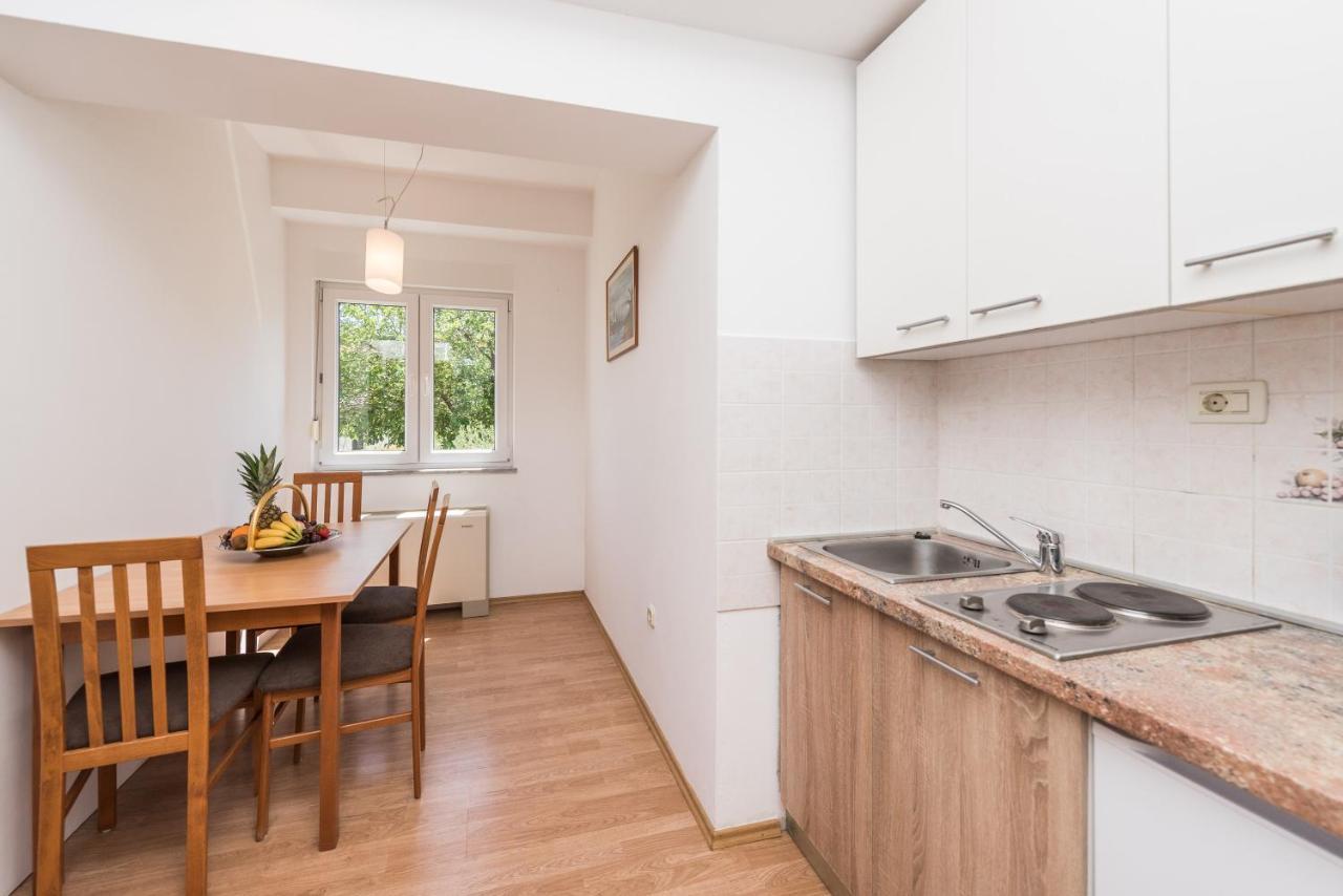 Villa Mihaela Trogir Eksteriør bilde