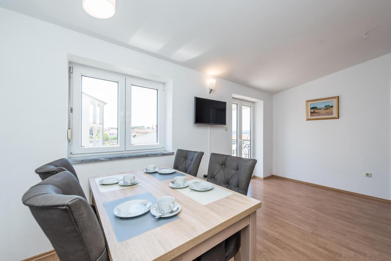 Villa Mihaela Trogir Eksteriør bilde
