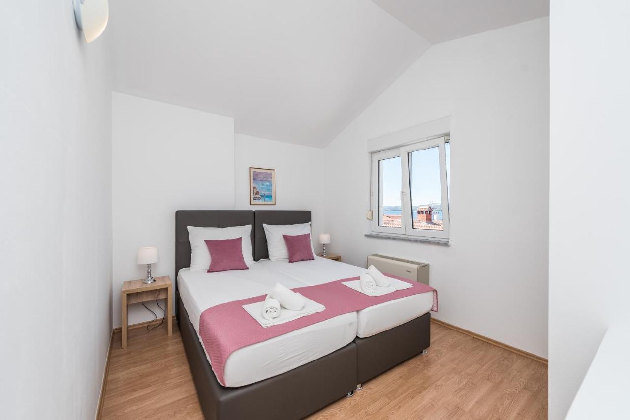 Villa Mihaela Trogir Eksteriør bilde