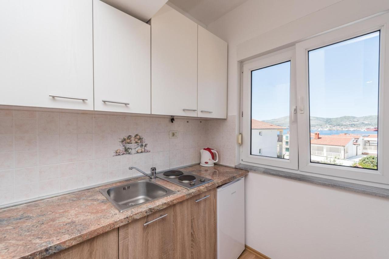 Villa Mihaela Trogir Eksteriør bilde